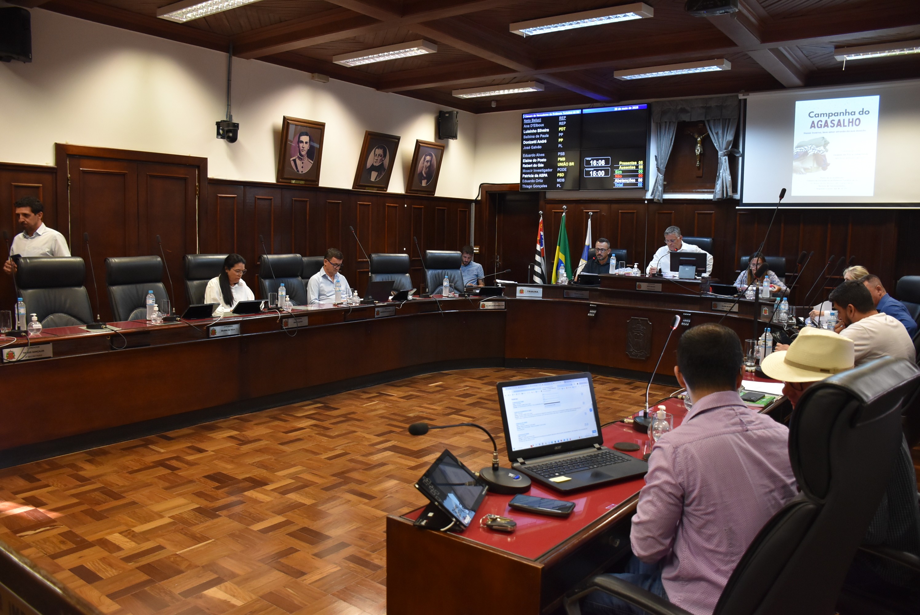Confira os projetos votados na 15ª Sessão Ordinária de 2025